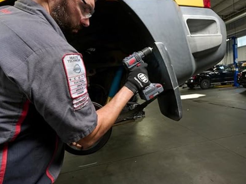 Cách chọn máy khoan pin phù hợp