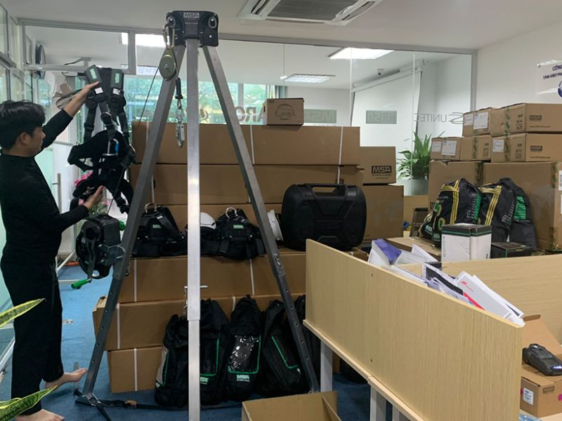 Địa chỉ mua giá cứu hộ uy tín