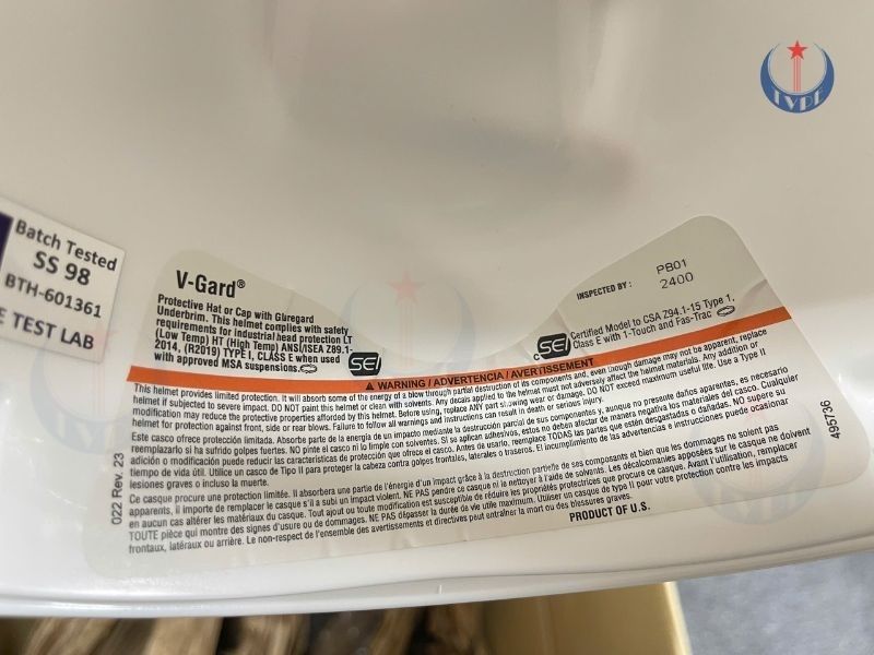 Tem mác trên mũ bảo hộ MSA